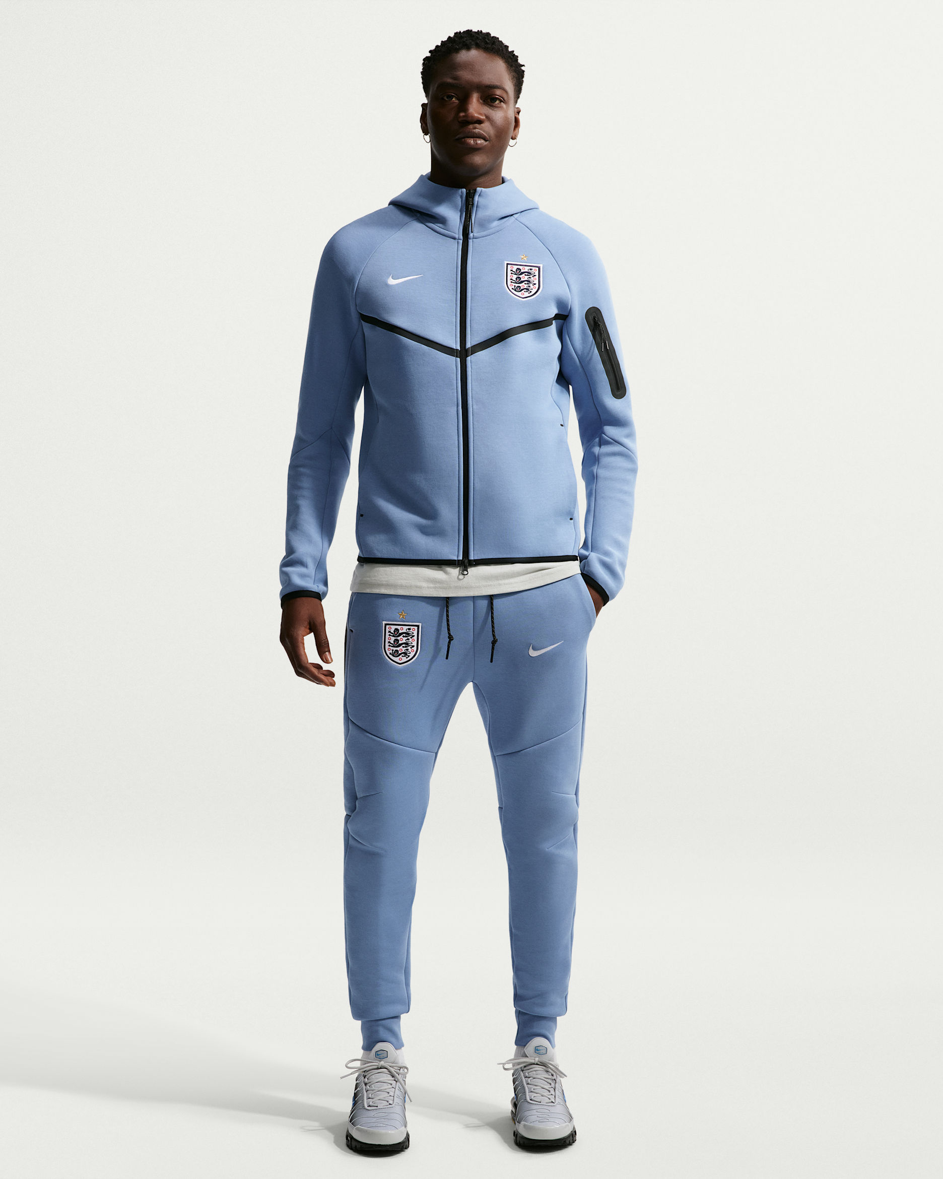 NIKE ナイキテックフリース UK S England Tech Fleece Men's Nike Soccer Joggers. Nike.com
